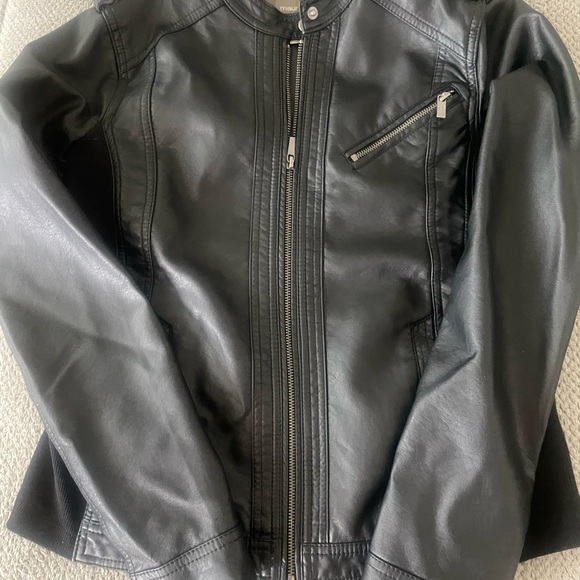 jacket - Picture 4 of 7